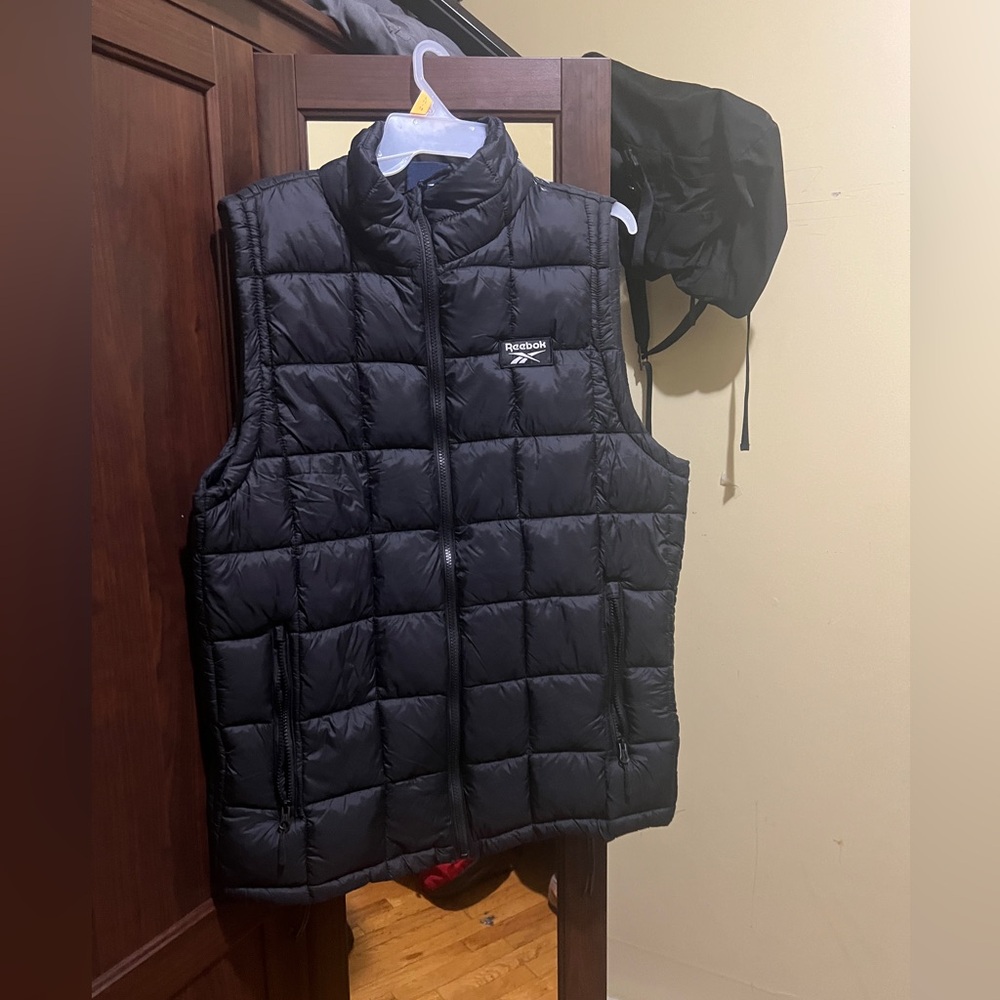 Reebok Black Quilted Puffer Vest Insulated Sleeveless Zip Mens Mens